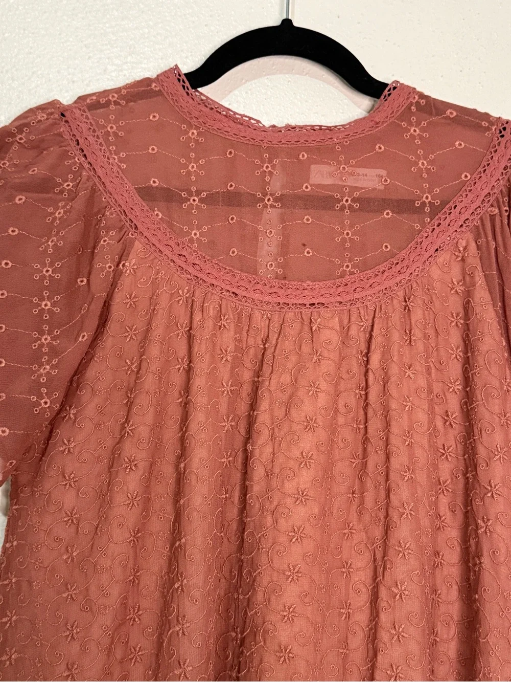 Zara Girl’s Dusty Rose Eyelet Babydoll Dress. Sz 13-14.